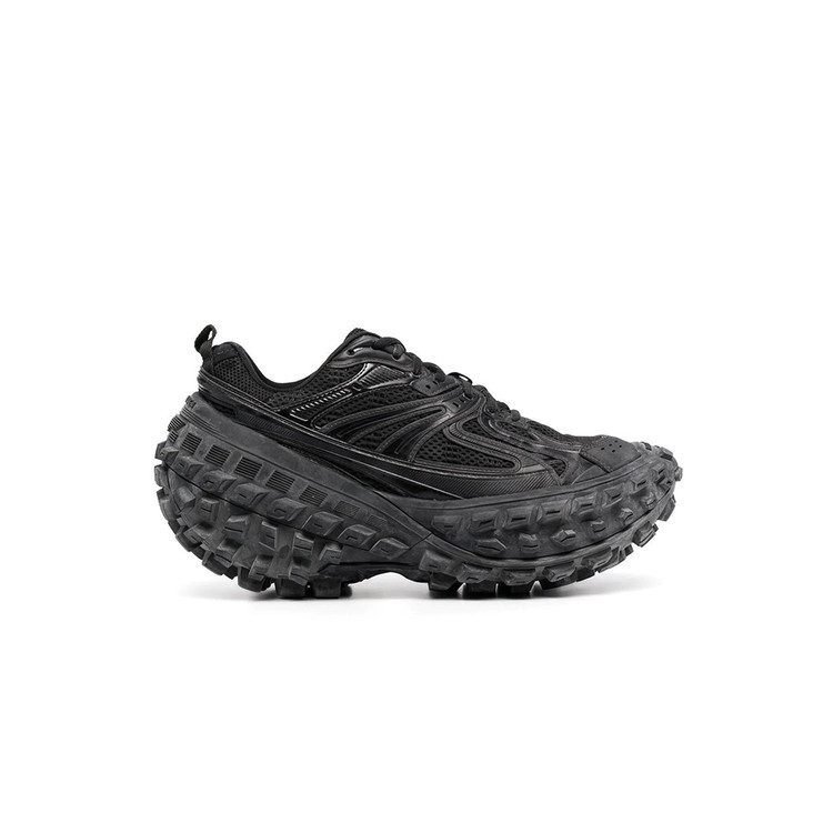 발렌시아가 디펜더 블랙 메쉬 스니커즈