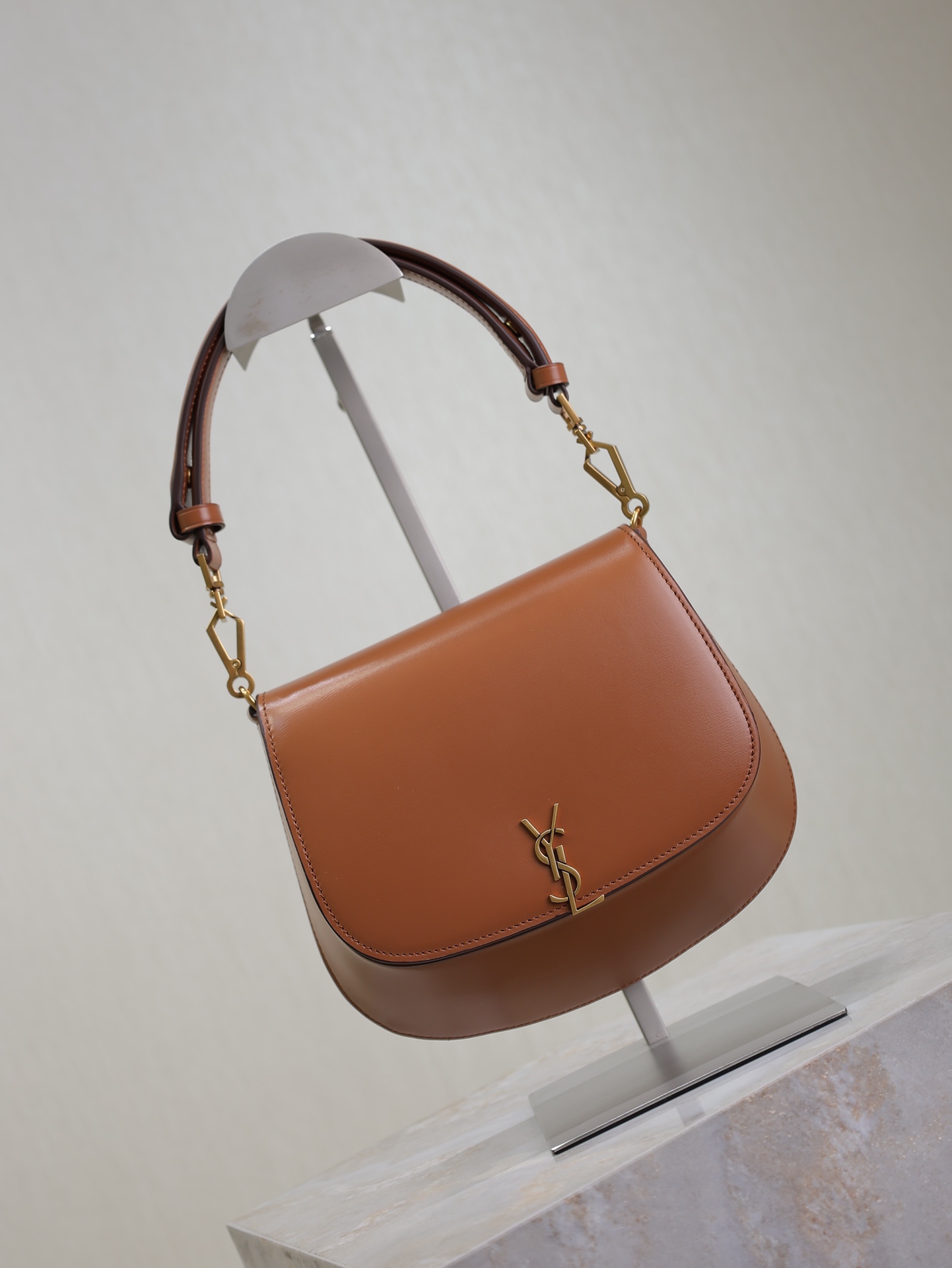 생로랑 볼테르 숄더백 (브라운)