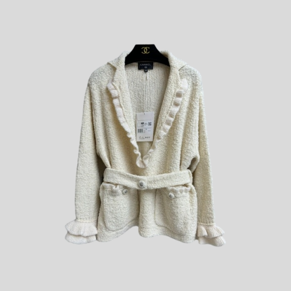 샤넬 러플 스웨터