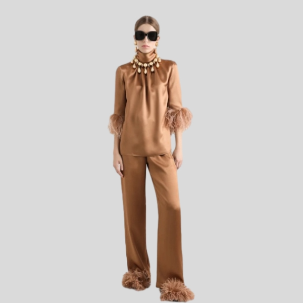 돌체앤가바나 깃털 터틀넥 세트