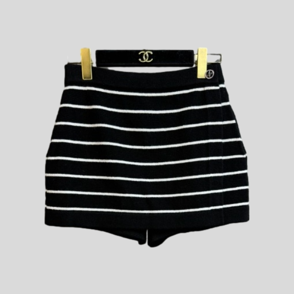 샤넬 스트라이프 스커트 반바지(2color)