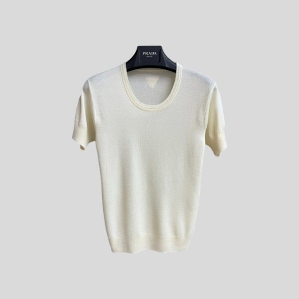 프라다 니트 반팔