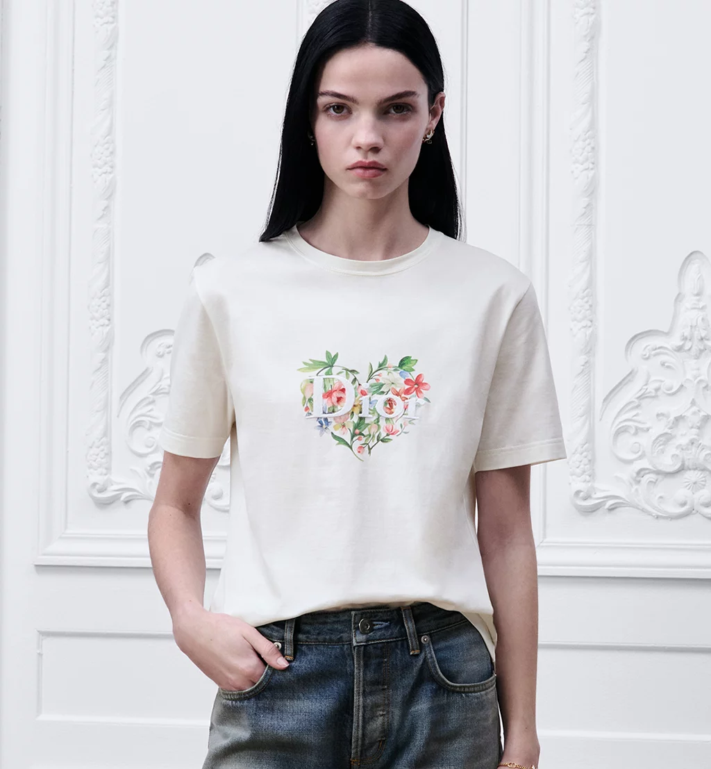 디올 슬림핏 반팔 티셔츠